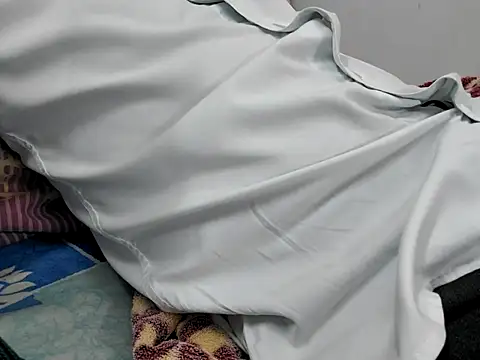 Lustyluckyy online show from 10/15/25, 07:52