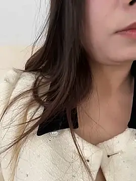 jinj-a online show from 02/12/25, 04:33