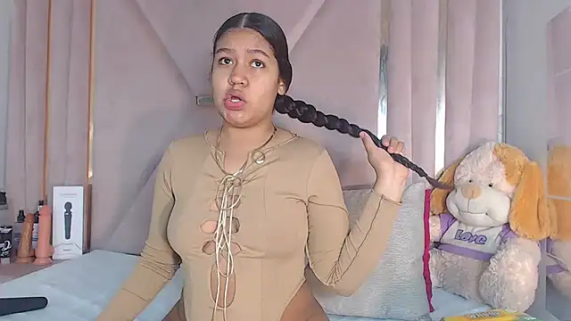 Snapshot of EvansDarling chatting on 12/03/25, 11:52 EvansDarling online show from 12/03/25, 11:52