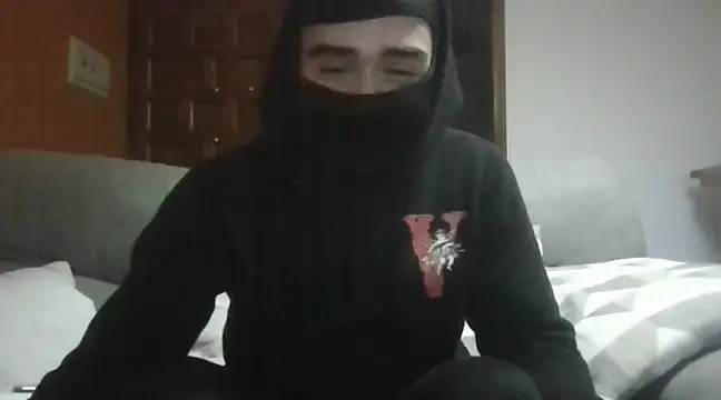 Snapshot of ESCOMOFUC chatting on 02/21/25, 05:31 ESCOMOFUC online show from 02/21/25, 05:31