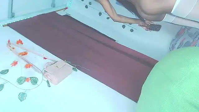 Snapshot of salome_hotxxx chatting on 09/13/25, 05:51 salome hotxxx online show from 09/13/25, 05:51