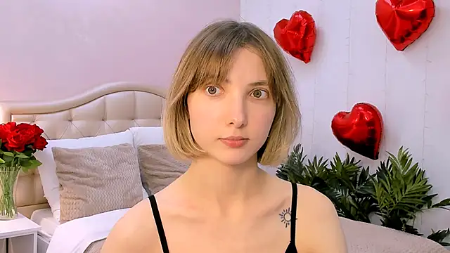 Snapshot of dej4vue chatting on 03/15/25, 10:03 dej4vue online show from 03/15/25, 10:03