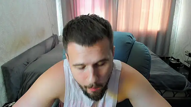 Snapshot of Vladik_b chatting on 07/06/26, 10:34 Vladik b online show from 07/06/26, 10:34