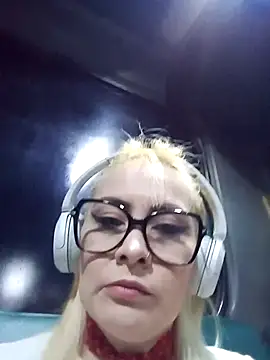 CandieGilson   online show from 02/14/26, 11:18