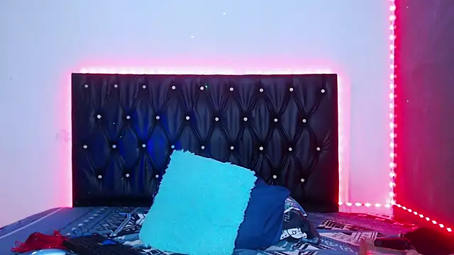 kaisalov  online show from 11/30/25, 04:00