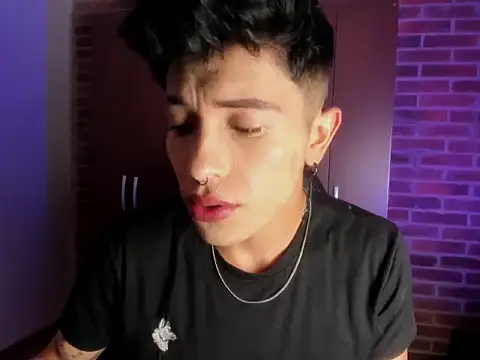 Ianwayne online show from 11/24/25, 08:08