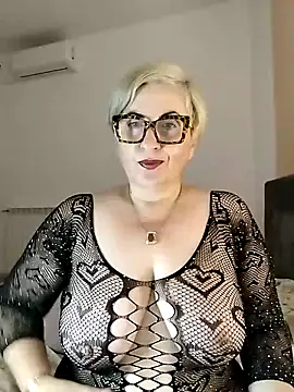 Snapshot of Pumabionda chatting on 10/26/25, 05:02 Pumabionda online show from 10/26/25, 05:02