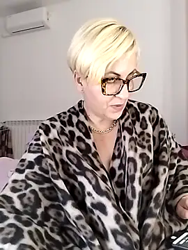 Snapshot of Pumabionda chatting on 03/07/26, 03:25 Pumabionda online show from 03/07/26, 03:25
