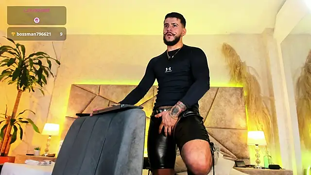 Snapshot of DickGriffith_ chatting on 11/01/25, 11:12 DickGriffith online show from 11/01/25, 11:12