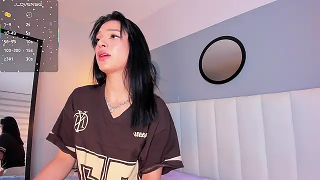 Snapshot of alice_lodge chatting on 11/26/25, 03:07 alice lodge online show from 11/26/25, 03:07