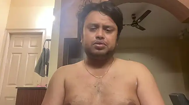 Snapshot of Kristi_Uniq chatting on 03/05/25, 06:45 Kristi Uniq online show from 03/05/25, 06:45