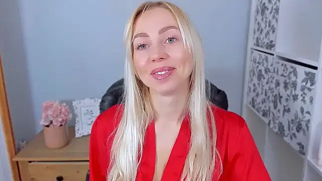 MargaritaRose online show from 11/28/25, 07:33