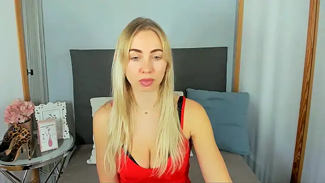 MargaritaRose online show from 02/11/26, 09:09