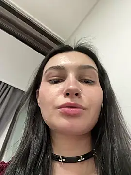 lunalovelee online show from 02/09/26, 12:20