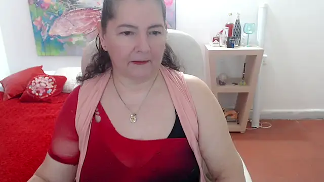 Snapshot of leonela_69 chatting on 02/13/26, 01:01 leonela 69 online show from 02/13/26, 01:01