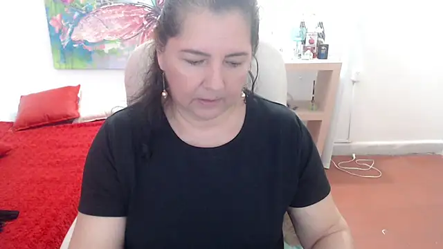 Snapshot of leonela_69 chatting on 02/24/26, 11:52 leonela 69 online show from 02/24/26, 11:52