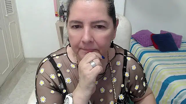 leonela 69 online show from 05/21/26, 03:13