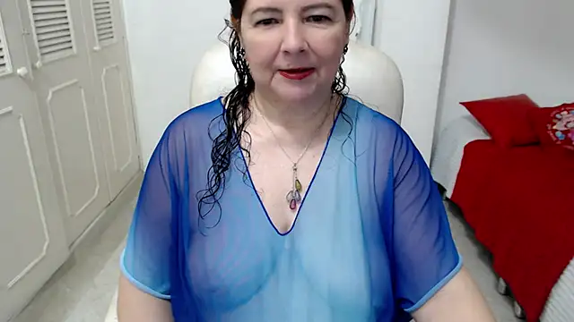 Snapshot of leonela_69 chatting on 06/12/26, 11:46 leonela 69 online show from 06/12/26, 11:46
