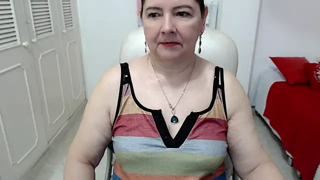 Snapshot of leonela_69 chatting on 06/15/26, 09:50 leonela 69 online show from 06/15/26, 09:50