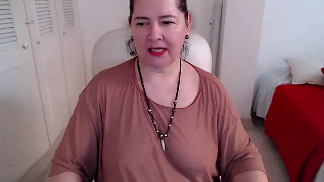 Snapshot of leonela_69 chatting on 06/27/26, 11:37 leonela 69 online show from 06/27/26, 11:37