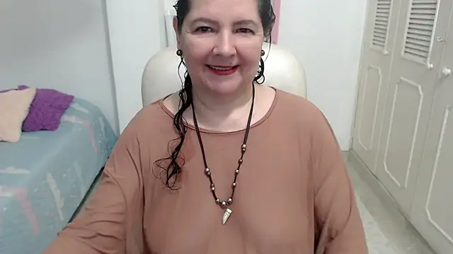 Snapshot of leonela_69 chatting on 07/19/26, 12:14 leonela 69 online show from 07/19/26, 12:14
