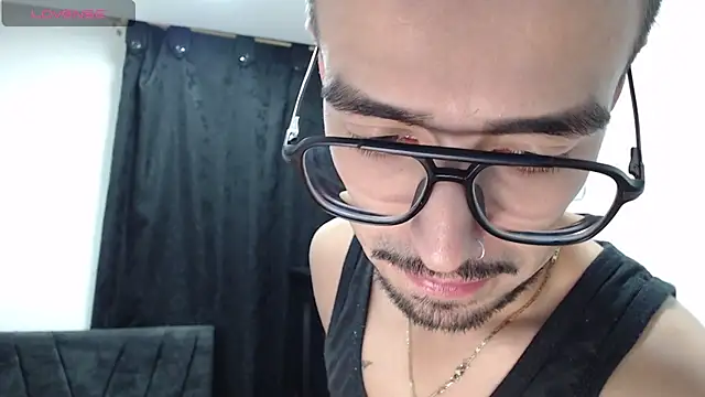 Snapshot of Demian_val chatting on 02/12/26, 11:27 Demian val online show from 02/12/26, 11:27