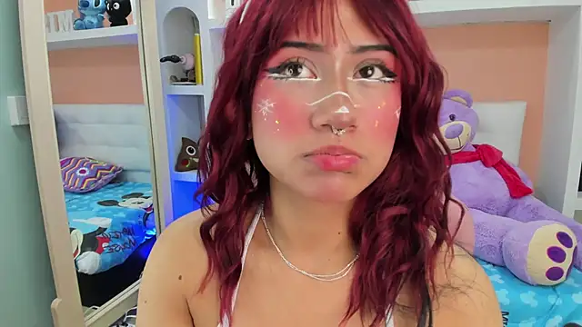 Snapshot of miss___megan chatting on 09/10/25, 02:33 miss megan online show from 09/10/25, 02:33