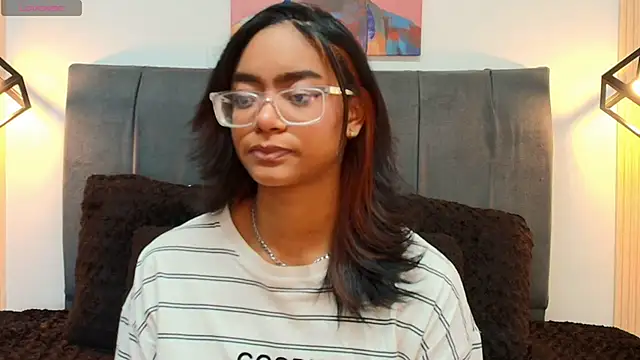 Snapshot of Alice_simmons chatting on 12/02/25, 02:12 Alice simmons online show from 12/02/25, 02:12