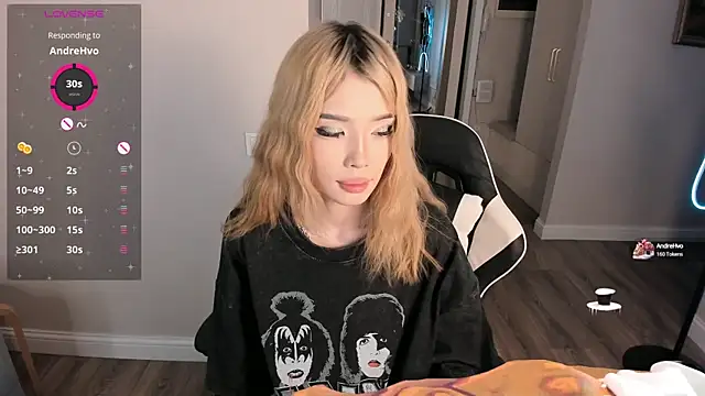 Pakk Minni online show from 02/28/25, 05:48