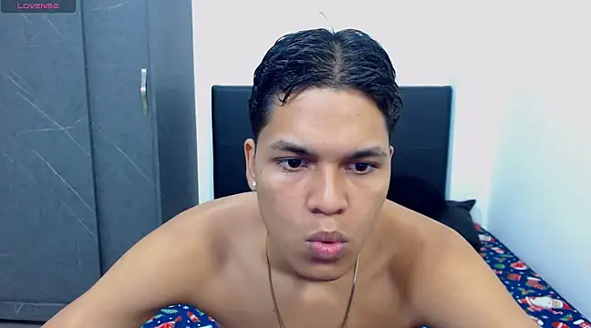 David Gil19 online show from 03/13/25, 03:33