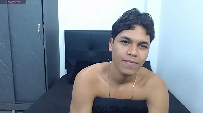 David Gil19 online show from 03/20/25, 07:47