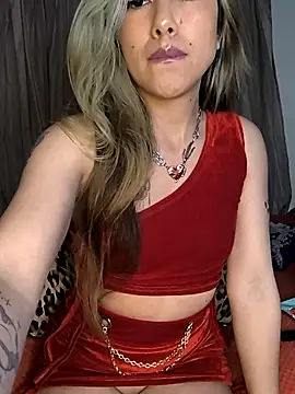 Snapshot of Tiff_Doll chatting on 11/21/25, 07:56 Tiff Doll online show from 11/21/25, 07:56