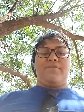 promiscuous-indecent-momm online show from 02/19/25, 04:44