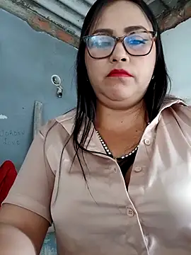 promiscuous-indecent-momm online show from 09/24/25, 08:23