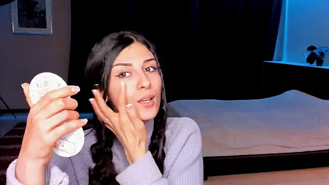 Snapshot of ZaraGranger chatting on 02/22/25, 07:01 ZaraGranger online show from 02/22/25, 07:01