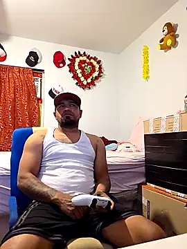 guajiro276565 online show from 04/23/26, 04:03