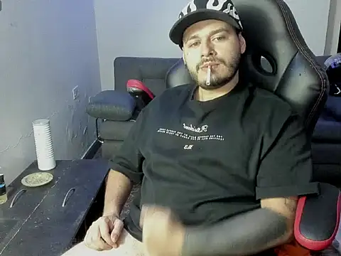 Snapshot of ragnar_lothbrok777 chatting on 02/14/26, 05:15 ragnar lothbrok777 online show from 02/14/26, 05:15