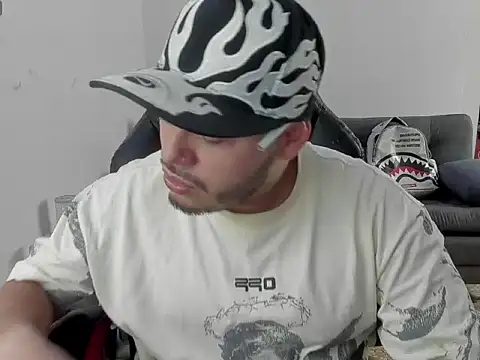 ragnar lothbrok777 online show from 04/09/26, 03:06