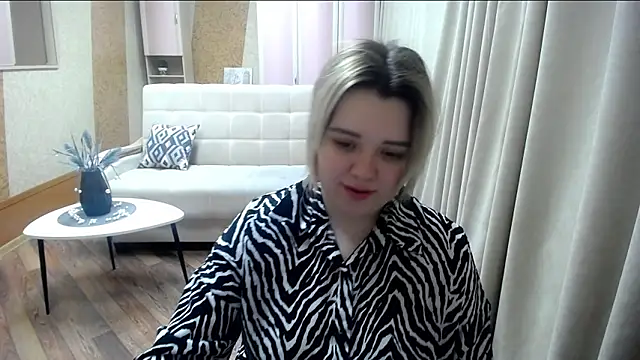 Snapshot of Finna_39 chatting on 02/25/25, 06:20 Finna 39 online show from 02/25/25, 06:20