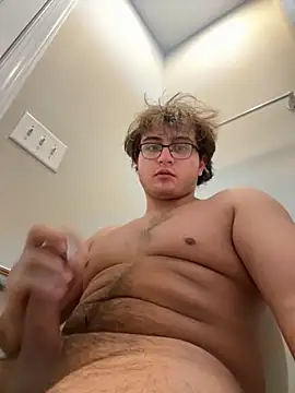 Snapshot of danyh2023 chatting on 10/25/25, 08:36 danyh2023 online show from 10/25/25, 08:36