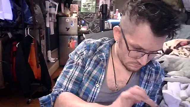 Sk00byJaXxX212 online show from 01/07/26, 03:42