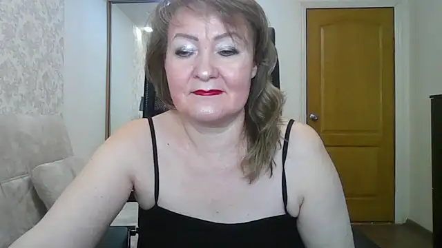 Snapshot of Victoria_secrets_ chatting on 03/02/25, 11:50 Victoria secrets online show from 03/02/25, 11:50