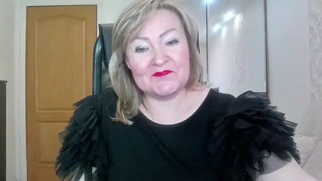 Victoria secrets  online show from 06/18/26, 09:47