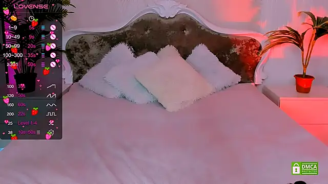 Snapshot of EvaRodi chatting on 03/09/25, 03:54 EvaRodi online show from 03/09/25, 03:54