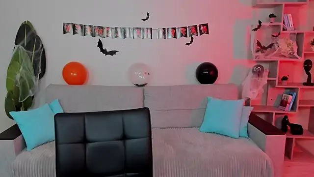 GabriellaMays online show from 10/16/25, 05:08