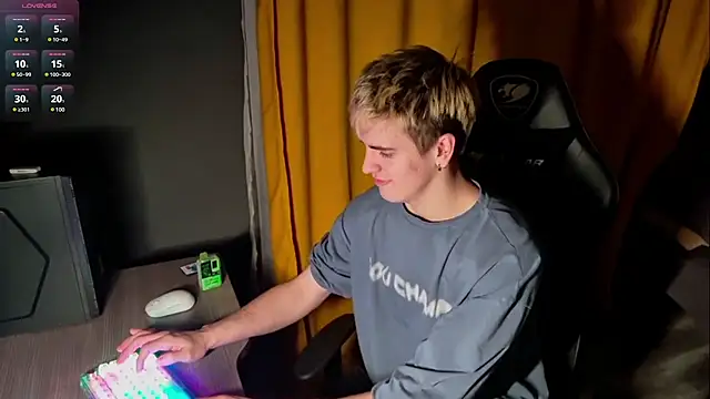 EdwinBlaze online show from 02/13/25, 08:24