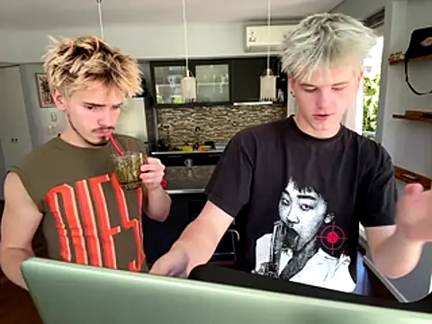 EdwinBlaze online show from 11/25/25, 05:13