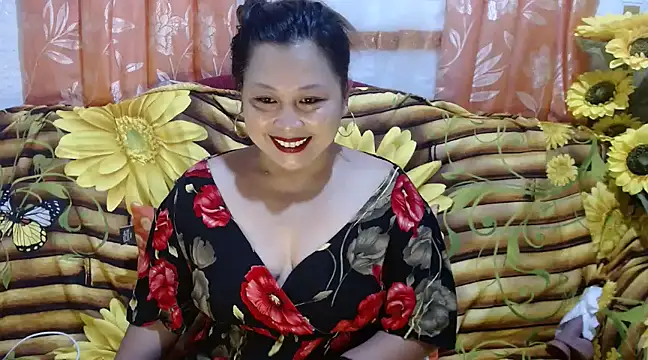 UrSweetClassyPinay online show from 12/23/24, 10:42