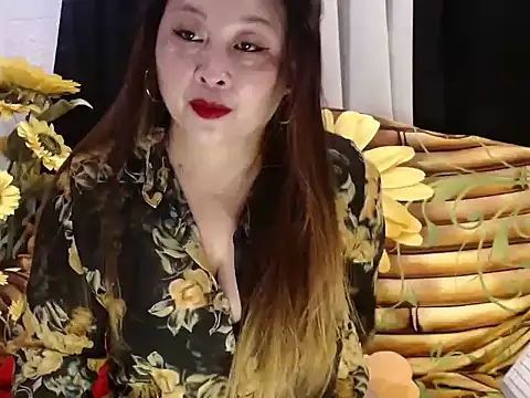 Snapshot of UrSweetClassyPinay chatting on 05/09/26, 06:35 UrSweetClassyPinay online show from 05/09/26, 06:35