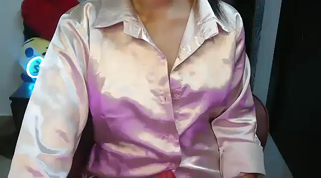 Snapshot of jenifermedow chatting on 02/24/25, 02:26 jenifermedow online show from 02/24/25, 02:26